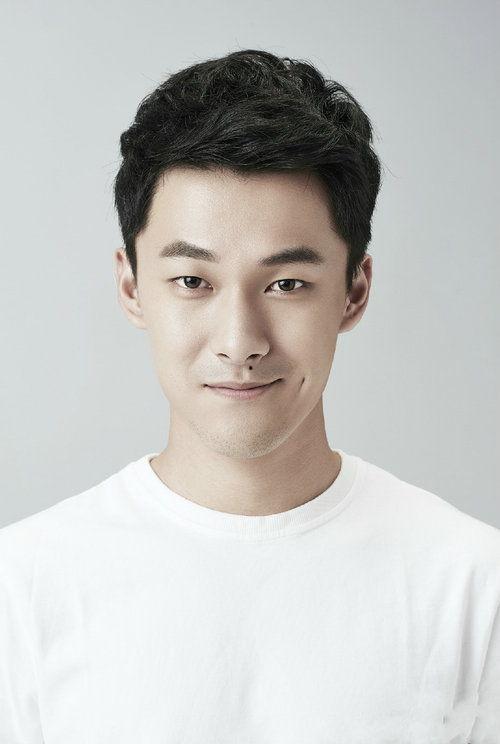 toptoptop是哪个明星,探寻其走红背后的故事